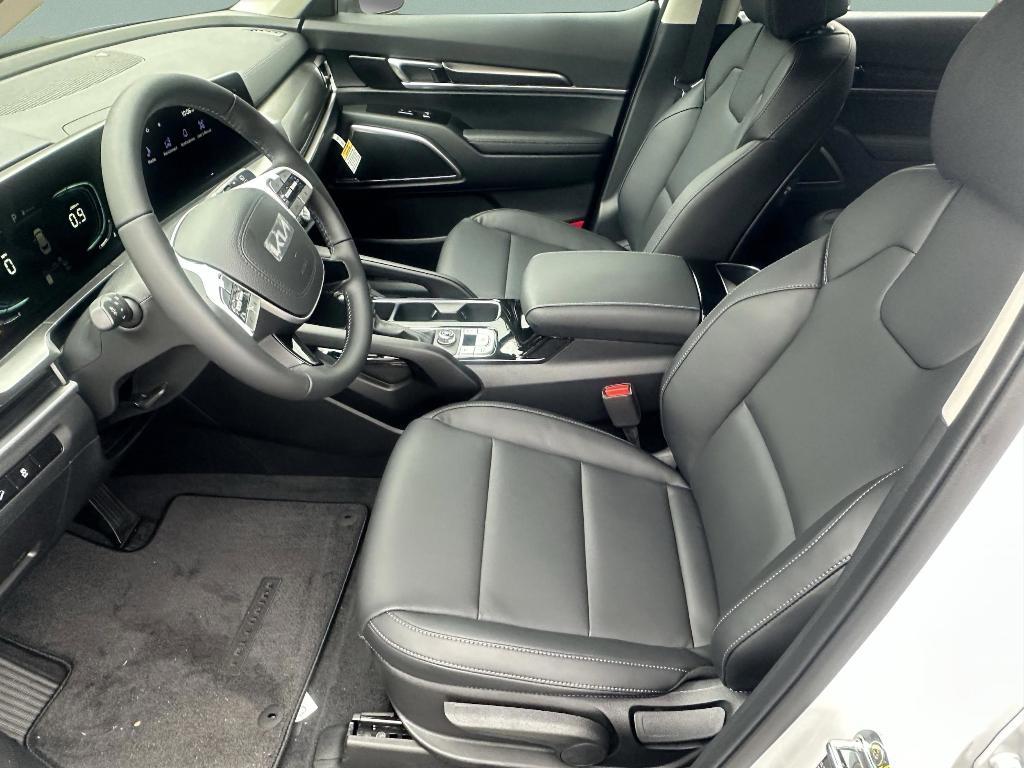 new 2025 Kia Telluride car, priced at $36,490