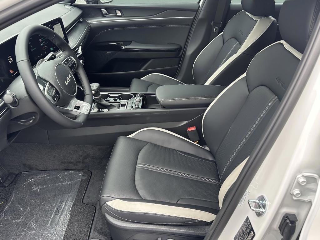 new 2026 Kia K5 car, priced at $30,581