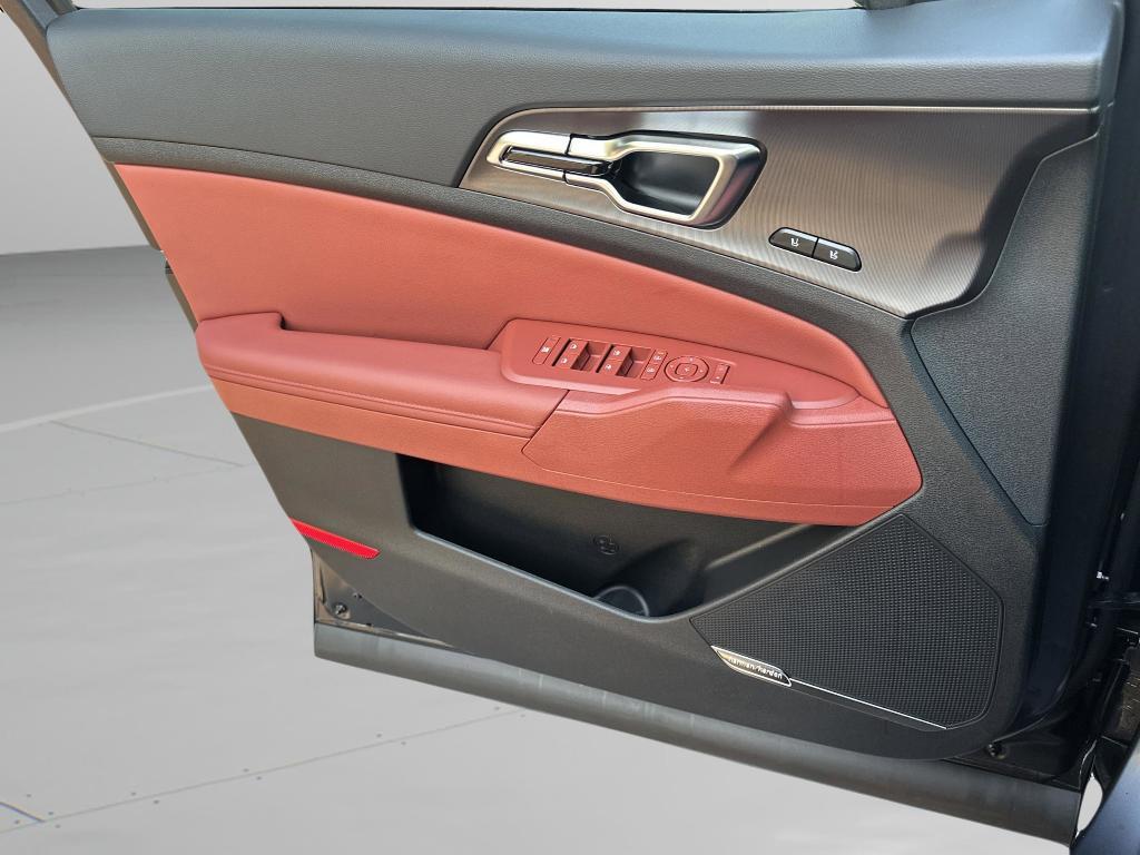 new 2026 Kia Sportage car, priced at $36,960