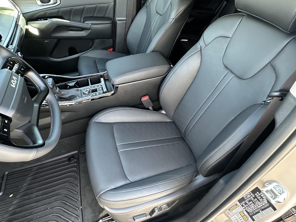 new 2026 Kia Sorento car, priced at $44,376