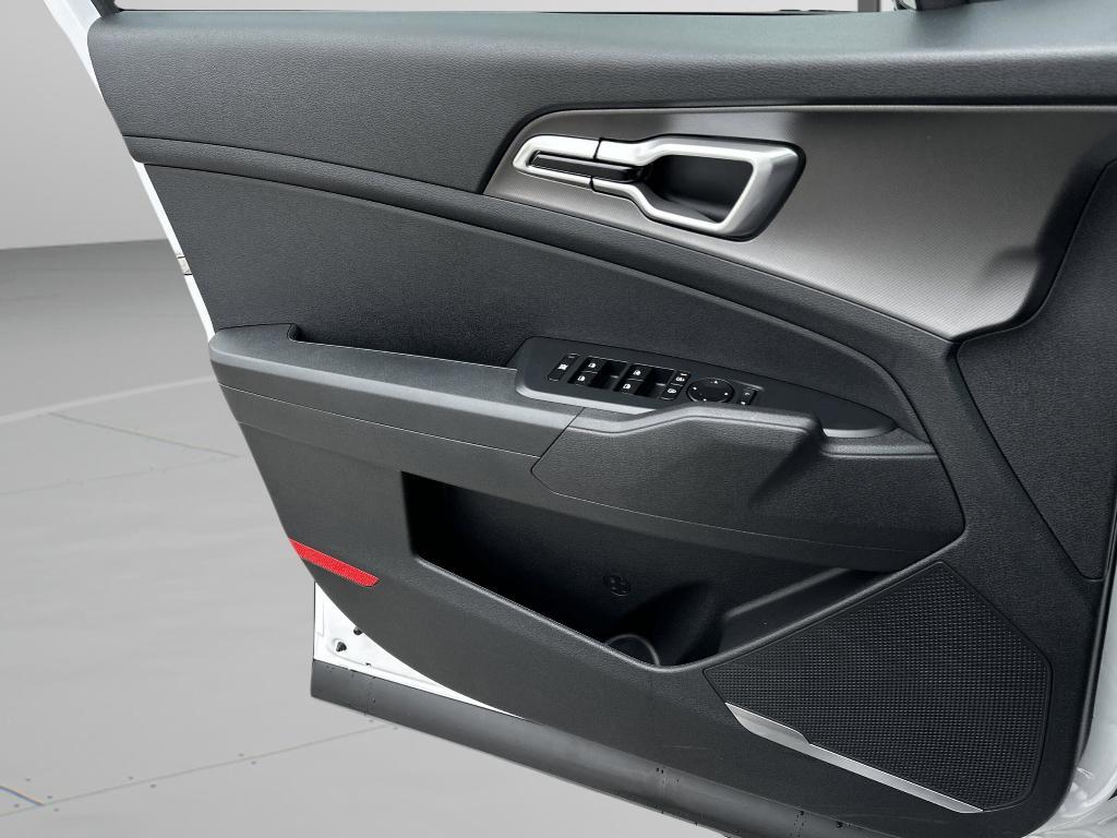 new 2026 Kia Sportage car, priced at $31,045