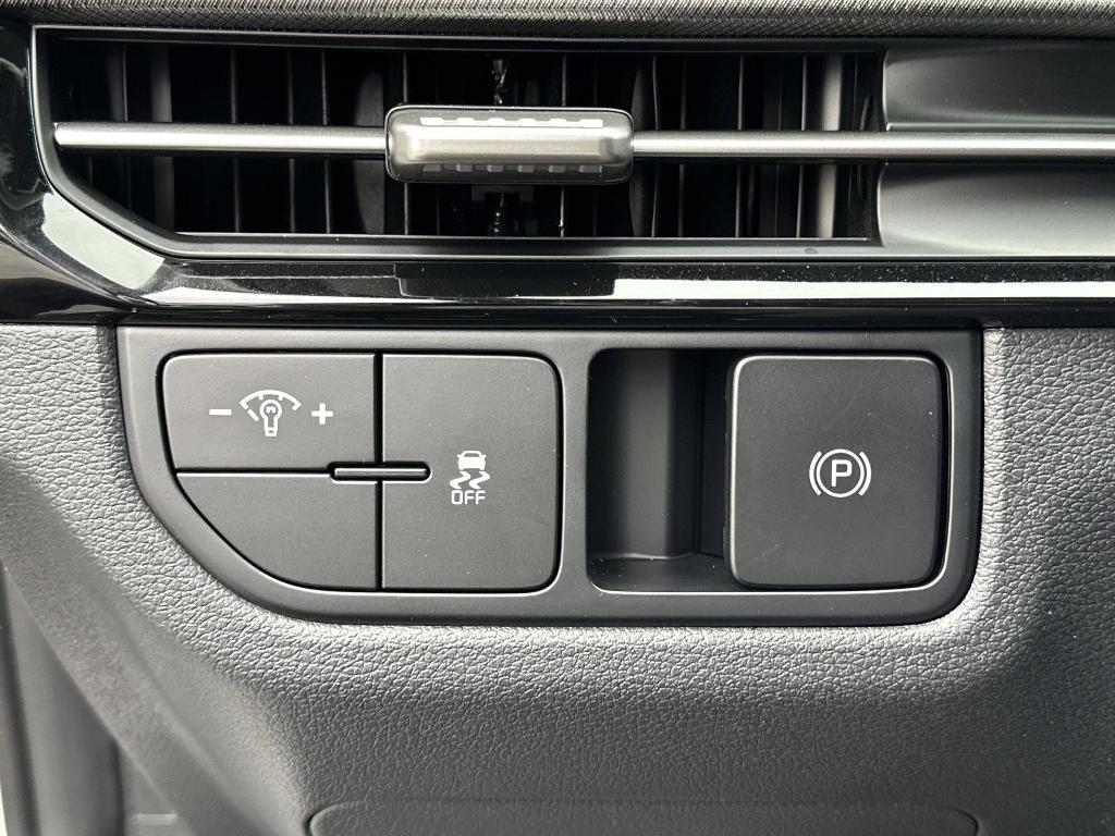 new 2026 Kia Sportage car, priced at $31,045