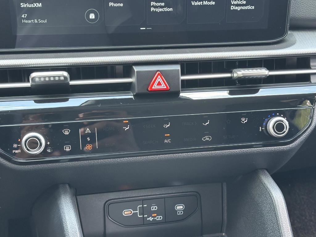 new 2026 Kia Sportage car, priced at $30,563