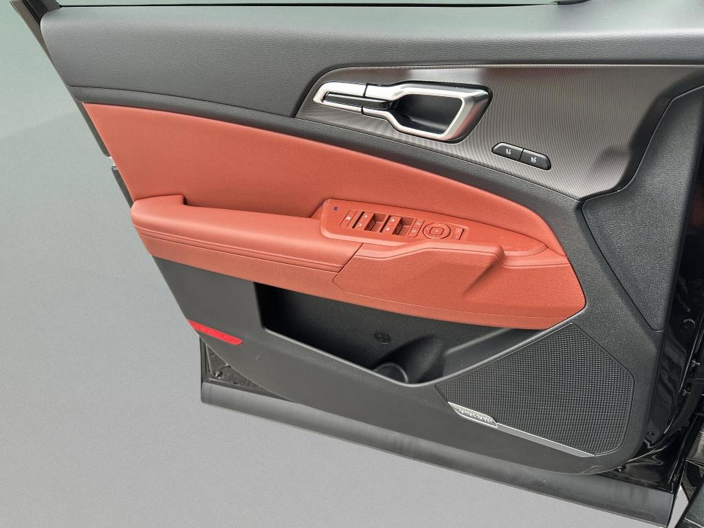 new 2026 Kia Sportage Hybrid car, priced at $39,614