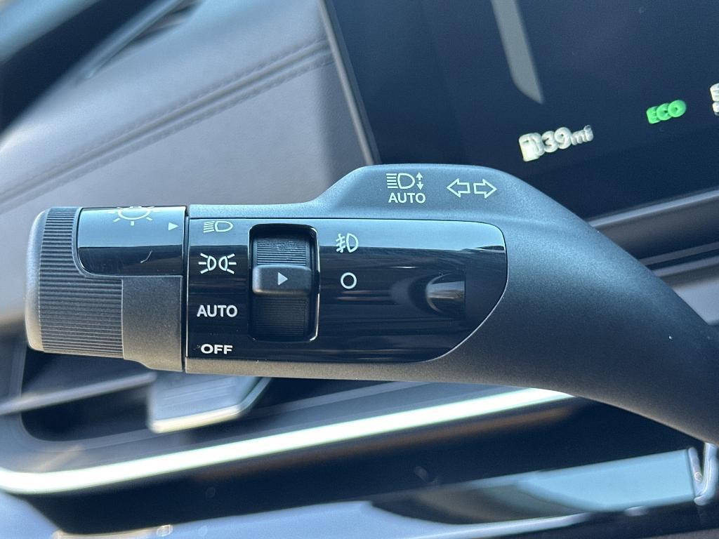 new 2026 Kia Carnival Hybrid car, priced at $54,502