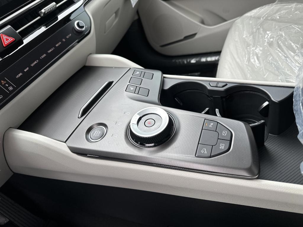 new 2026 Kia Sportage Hybrid car, priced at $35,054