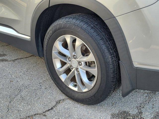 used 2020 Hyundai Santa Fe car, priced at $15,528