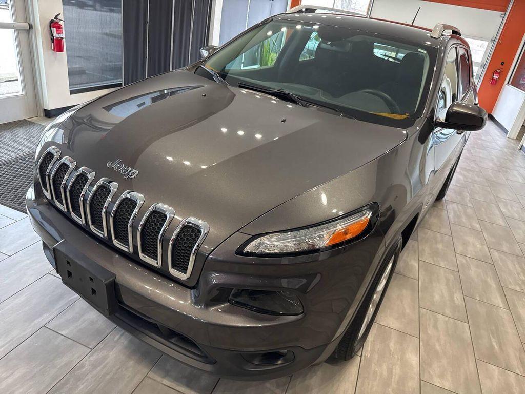 used 2015 Jeep Cherokee car, priced at $6,990