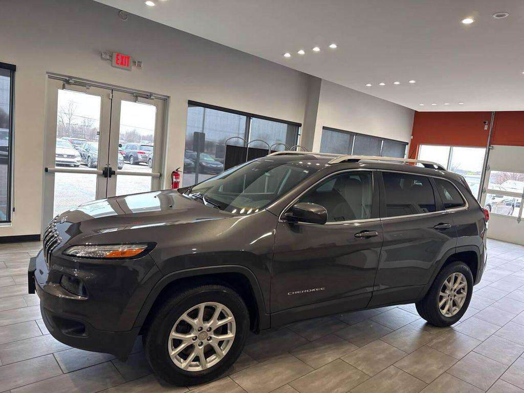 used 2015 Jeep Cherokee car, priced at $6,990