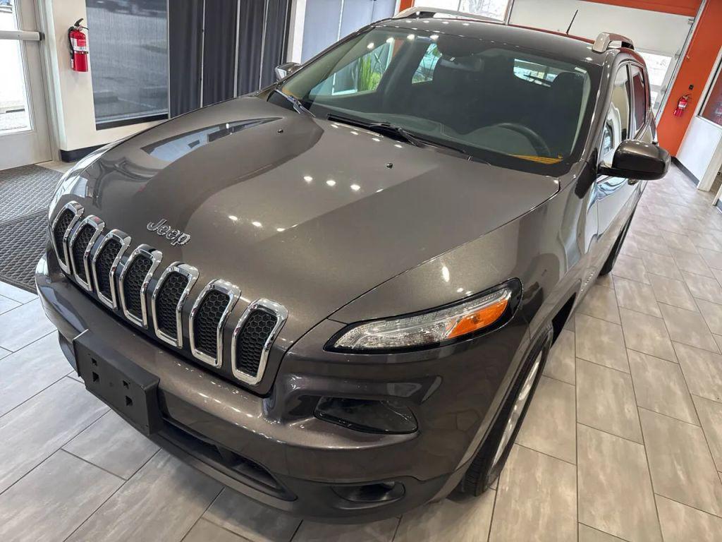 used 2015 Jeep Cherokee car, priced at $6,590