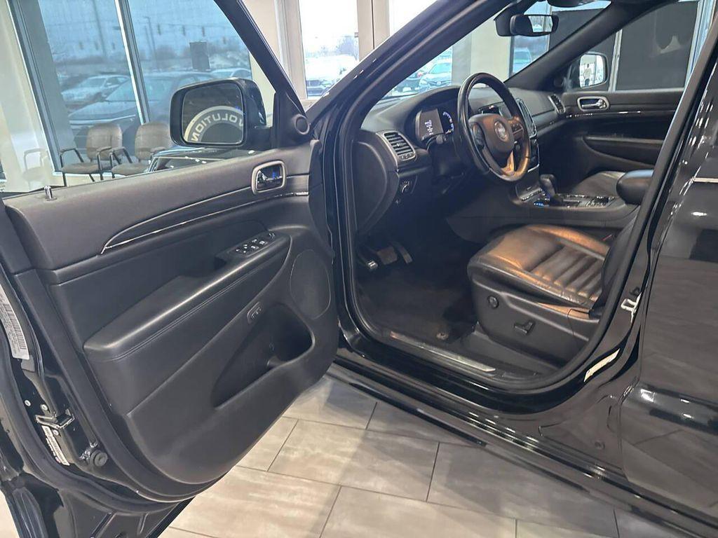 used 2020 Jeep Grand Cherokee car, priced at $18,990