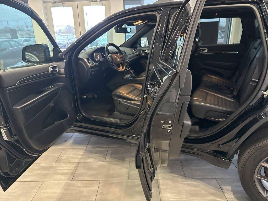 used 2020 Jeep Grand Cherokee car, priced at $18,990