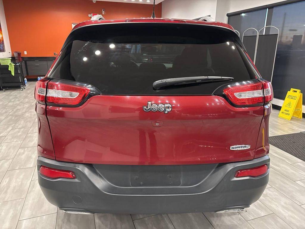 used 2015 Jeep Cherokee car, priced at $5,490