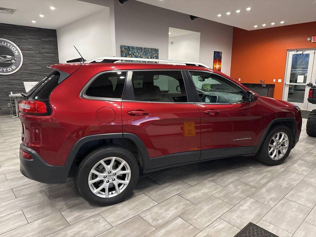 used 2015 Jeep Cherokee car, priced at $5,490