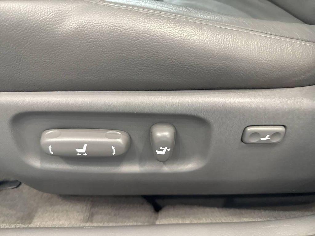 used 2006 Toyota Avalon car, priced at $7,990