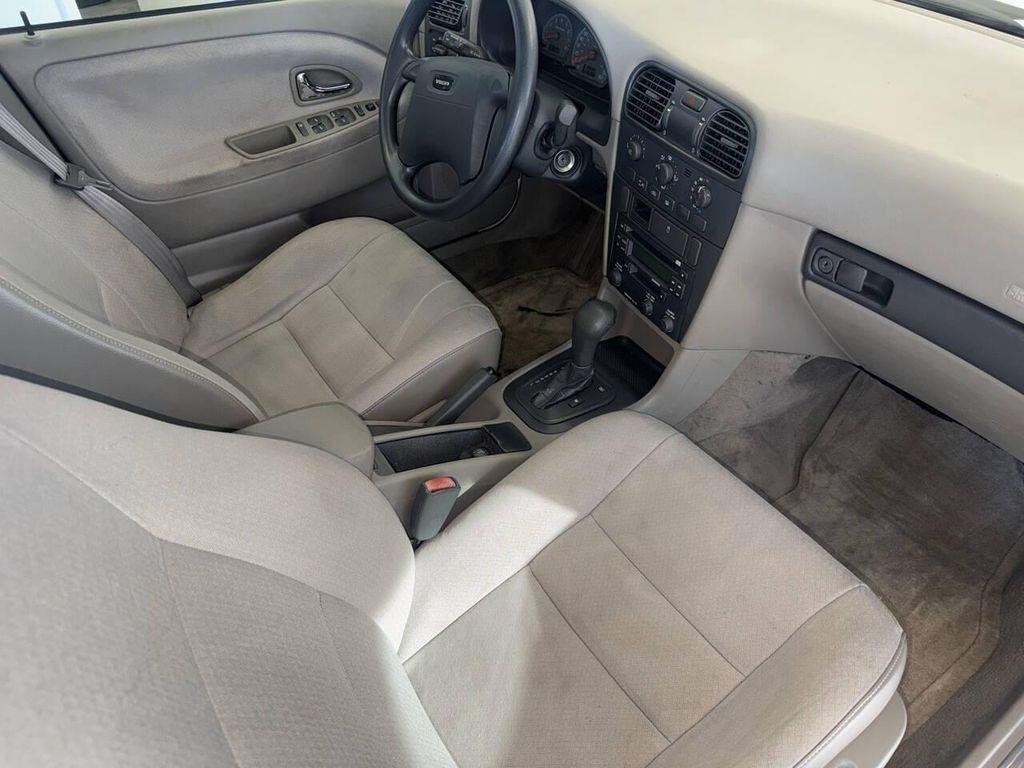 used 2001 Volvo S40 car, priced at $4,990