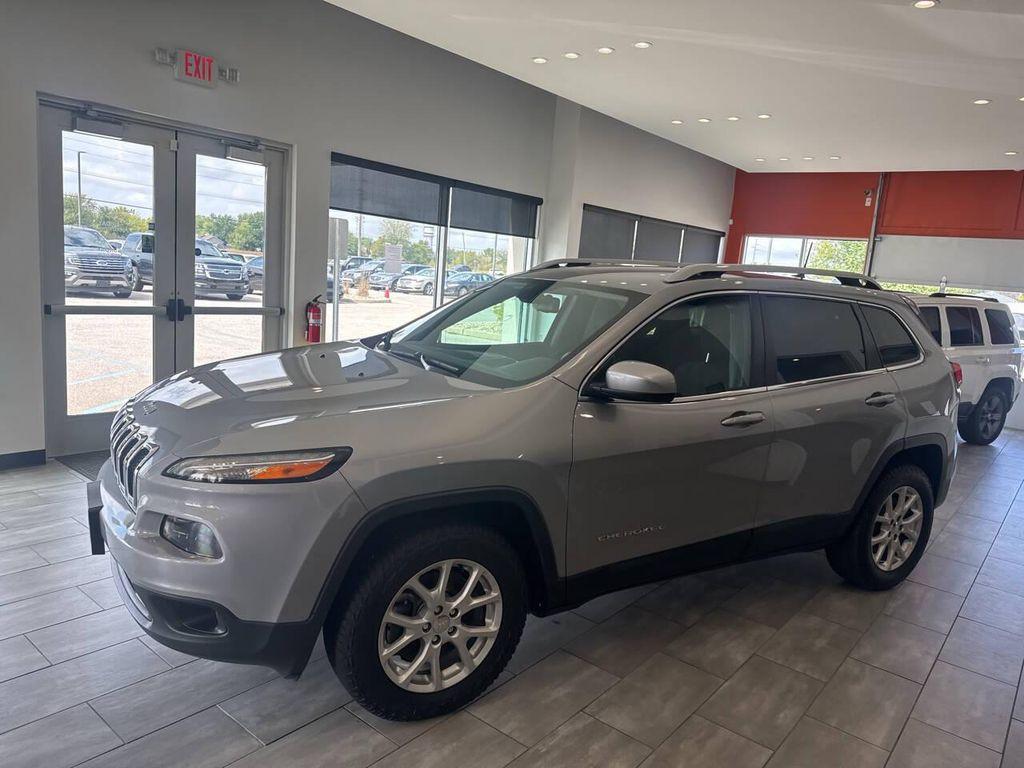 used 2016 Jeep Cherokee car, priced at $11,990