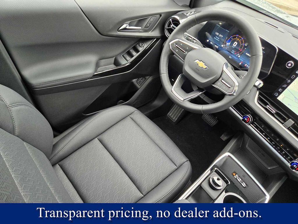 new 2026 Chevrolet Equinox car, priced at $32,090