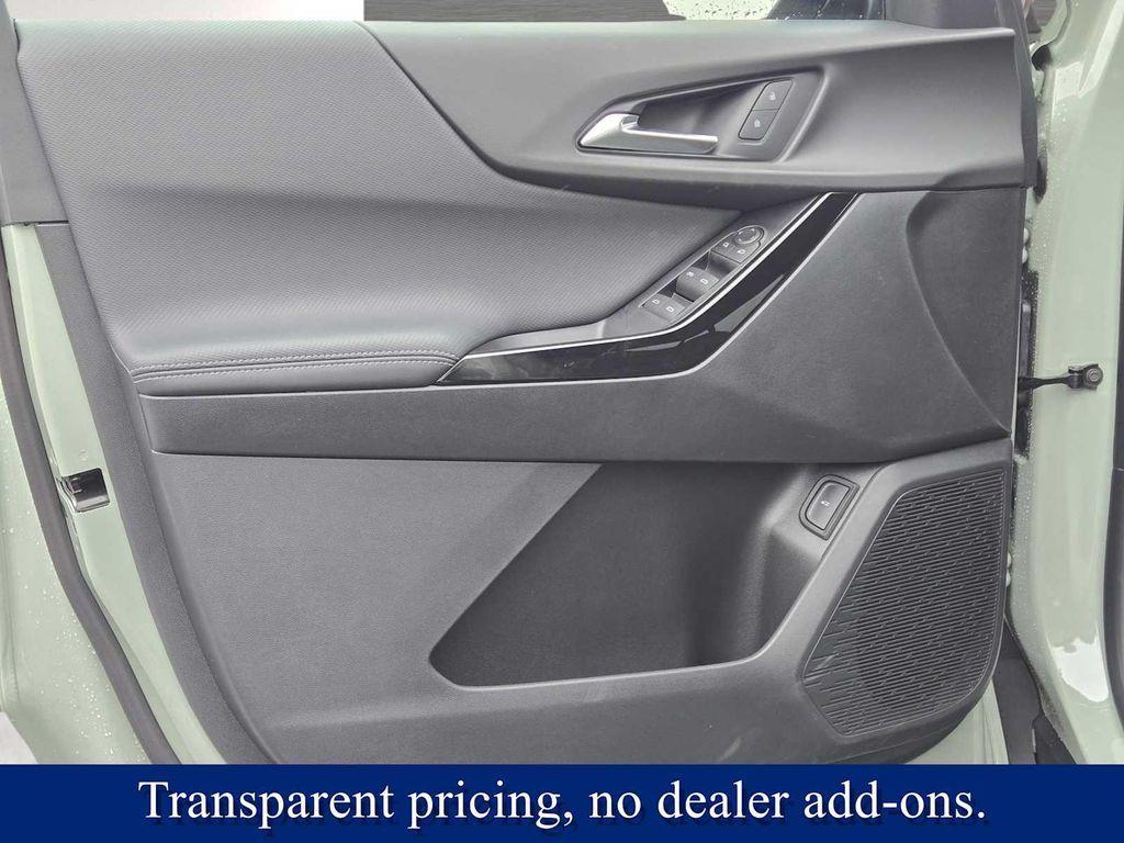 new 2026 Chevrolet Equinox car, priced at $32,090