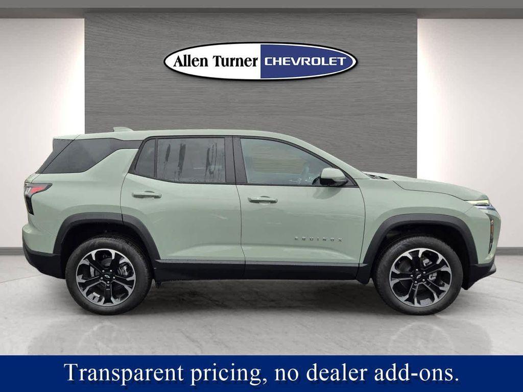 new 2026 Chevrolet Equinox car, priced at $32,090