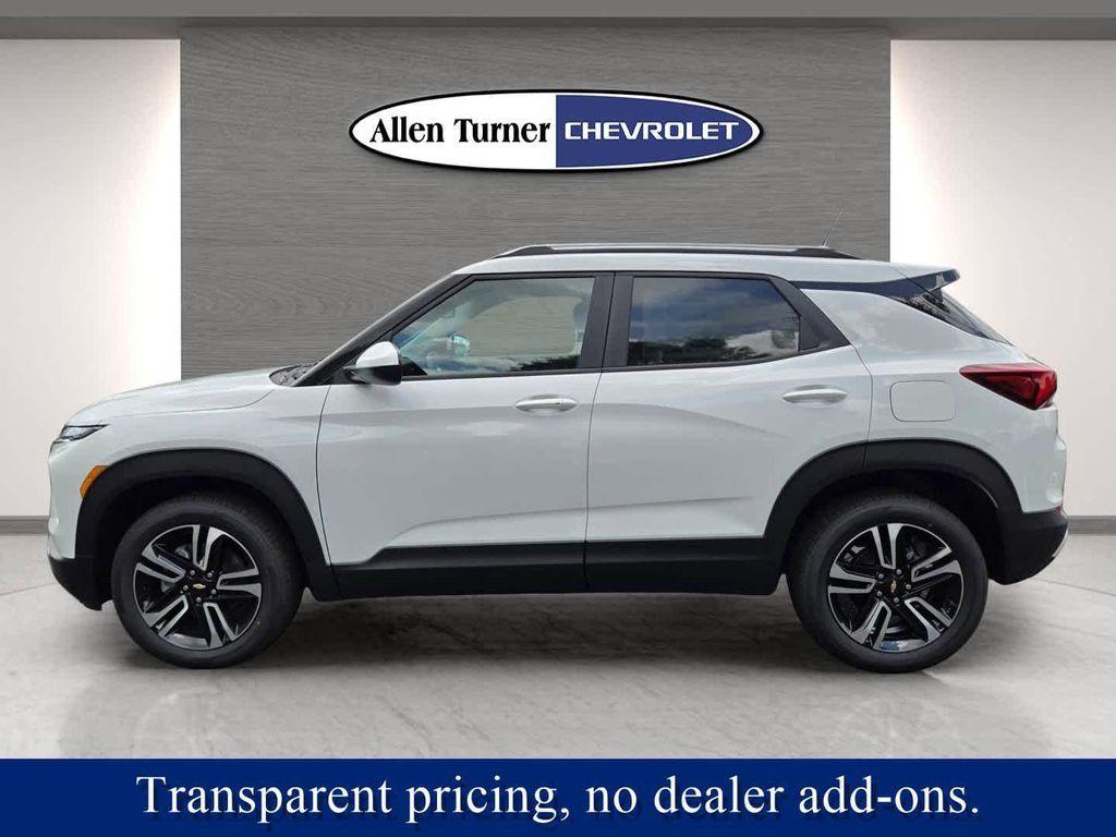 new 2026 Chevrolet TrailBlazer car, priced at $28,290