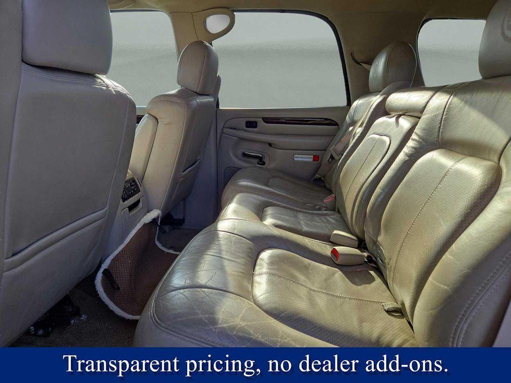 used 2002 Cadillac Escalade car, priced at $5,800