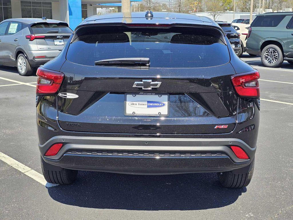 new 2026 Chevrolet Trax car, priced at $25,680