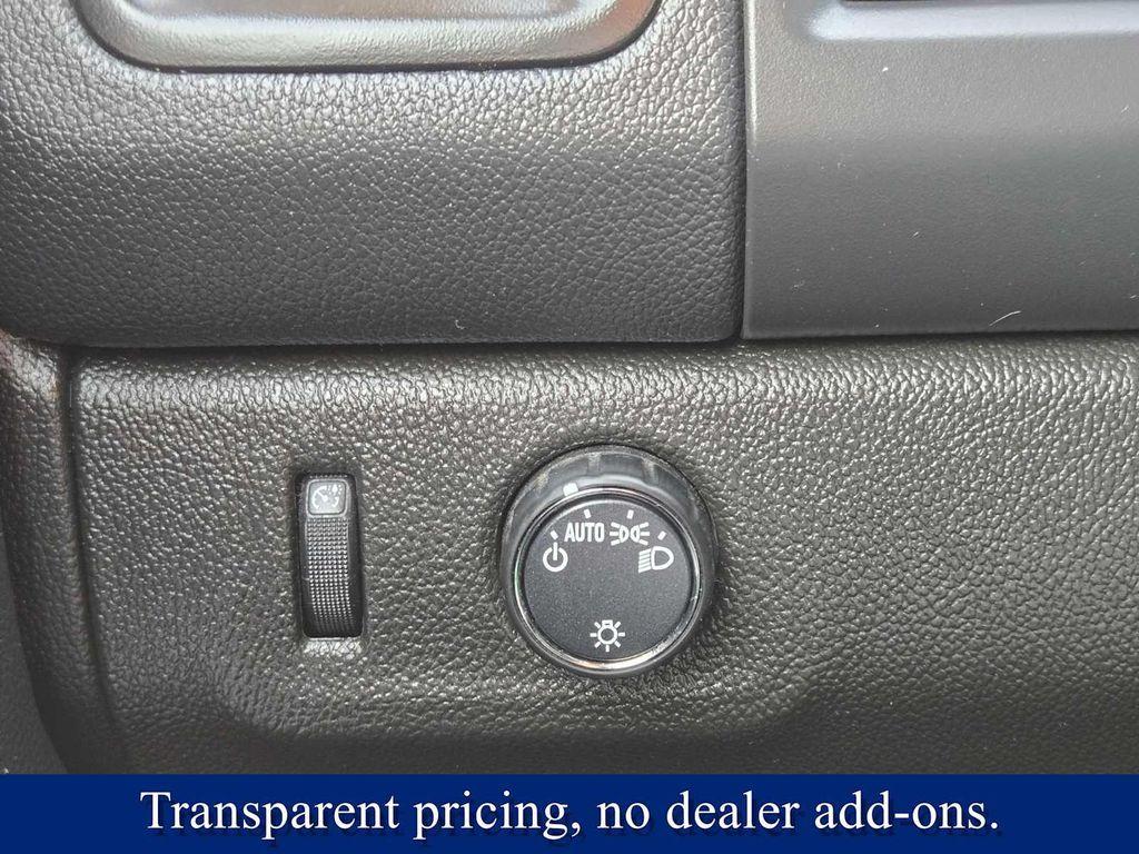 used 2022 Chevrolet Colorado car, priced at $18,300