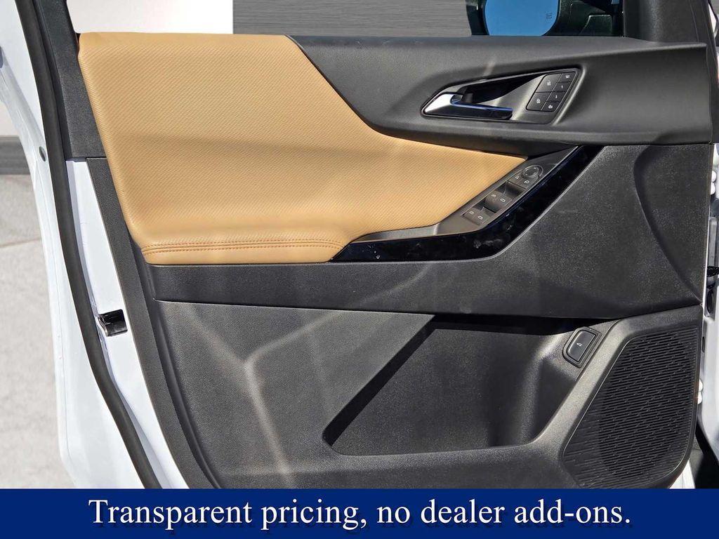 new 2026 Chevrolet Equinox car, priced at $32,285