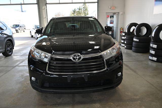 used 2016 Toyota Highlander car, priced at $18,500