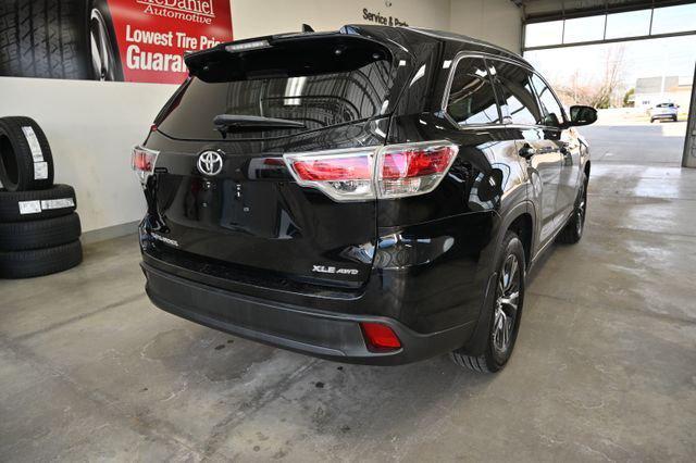used 2016 Toyota Highlander car, priced at $18,500