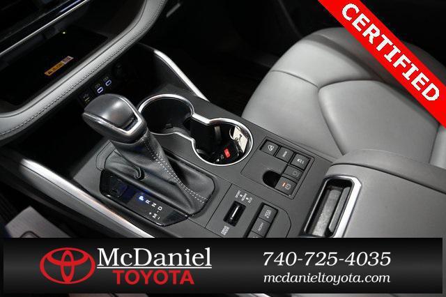 used 2023 Toyota Highlander car