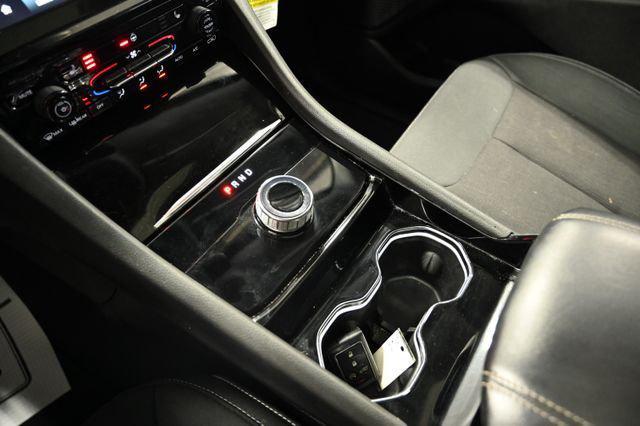 used 2023 Jeep Grand Cherokee car, priced at $33,900