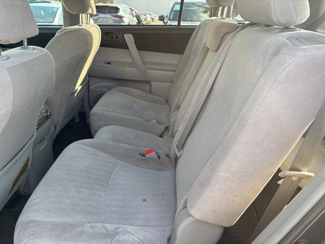 used 2011 Toyota Highlander car, priced at $9,900