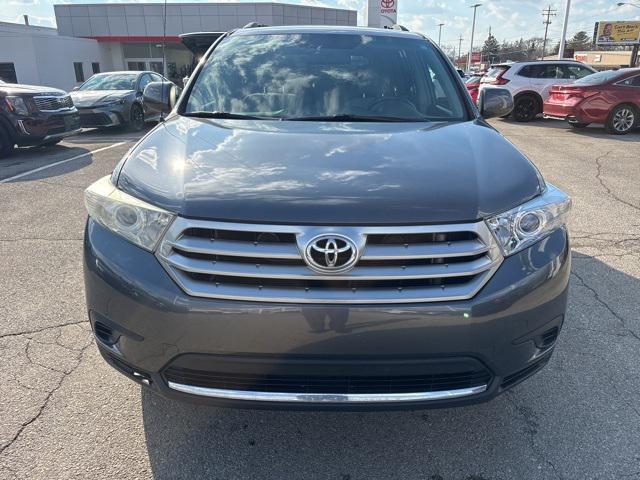 used 2011 Toyota Highlander car, priced at $9,900