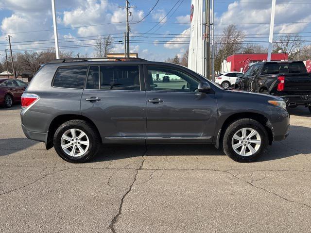 used 2011 Toyota Highlander car, priced at $9,900
