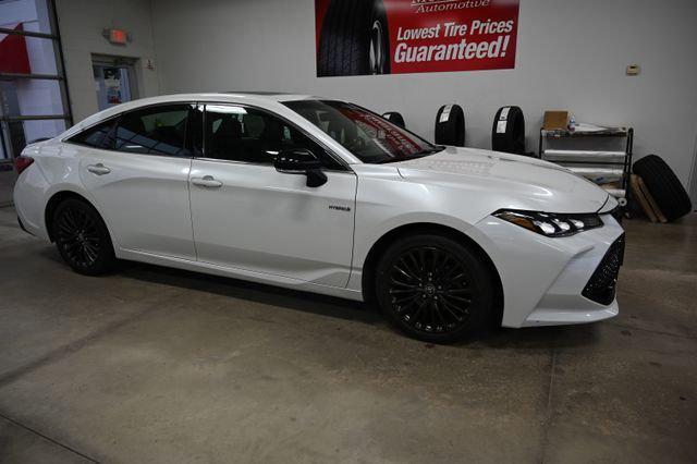 used 2020 Toyota Avalon Hybrid car, priced at $29,900