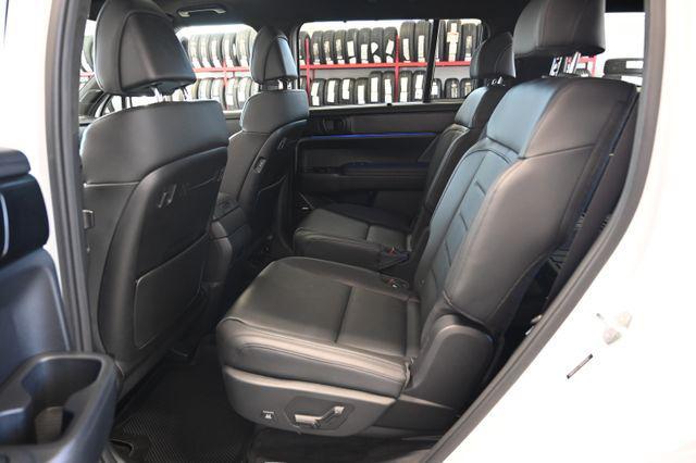 used 2024 Hyundai Santa Fe car, priced at $36,900