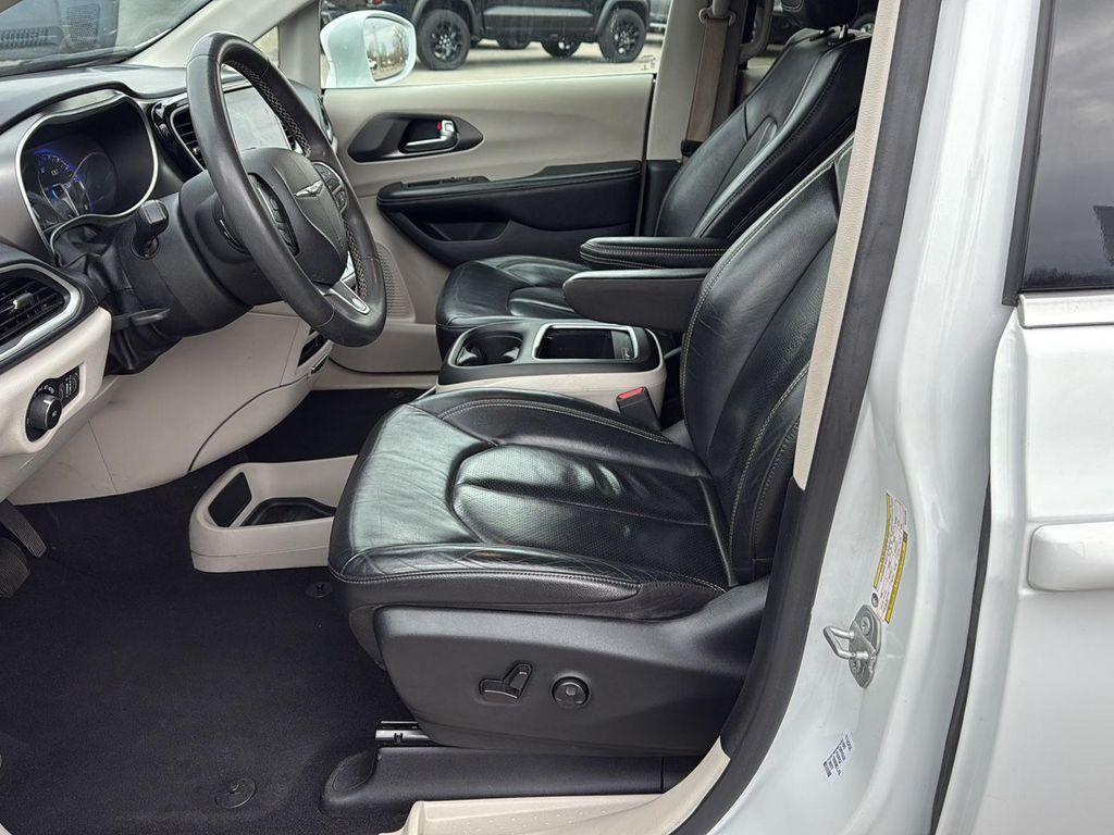 used 2022 Chrysler Pacifica car, priced at $19,295