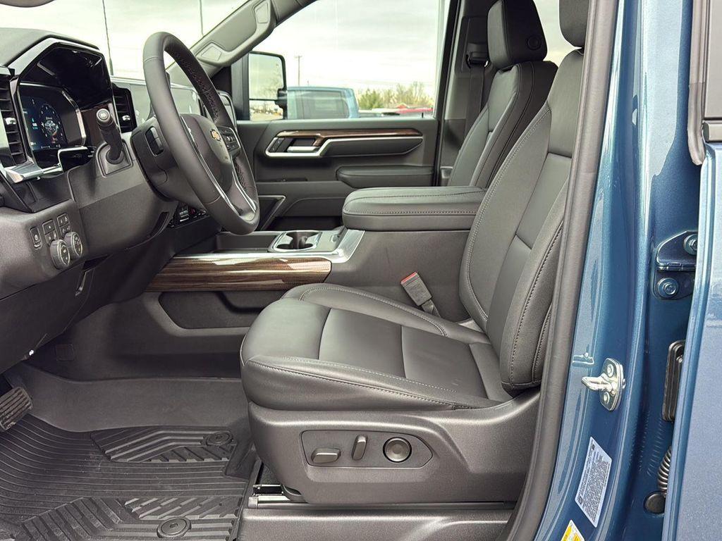 new 2026 Chevrolet Silverado 2500 car, priced at $63,890