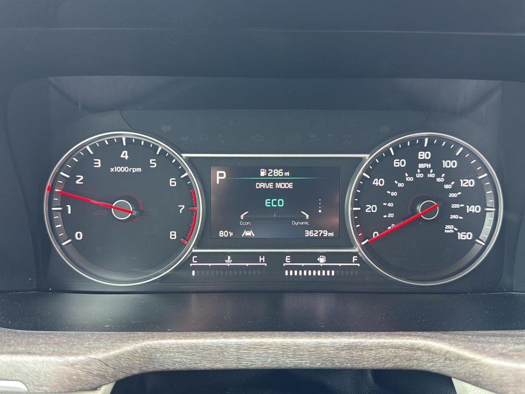 used 2022 Kia Sorento car, priced at $26,850