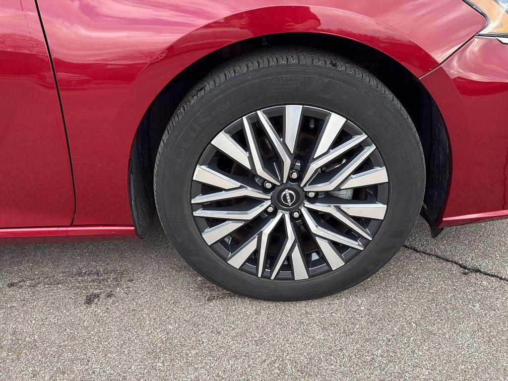 used 2025 Nissan Altima car, priced at $20,000