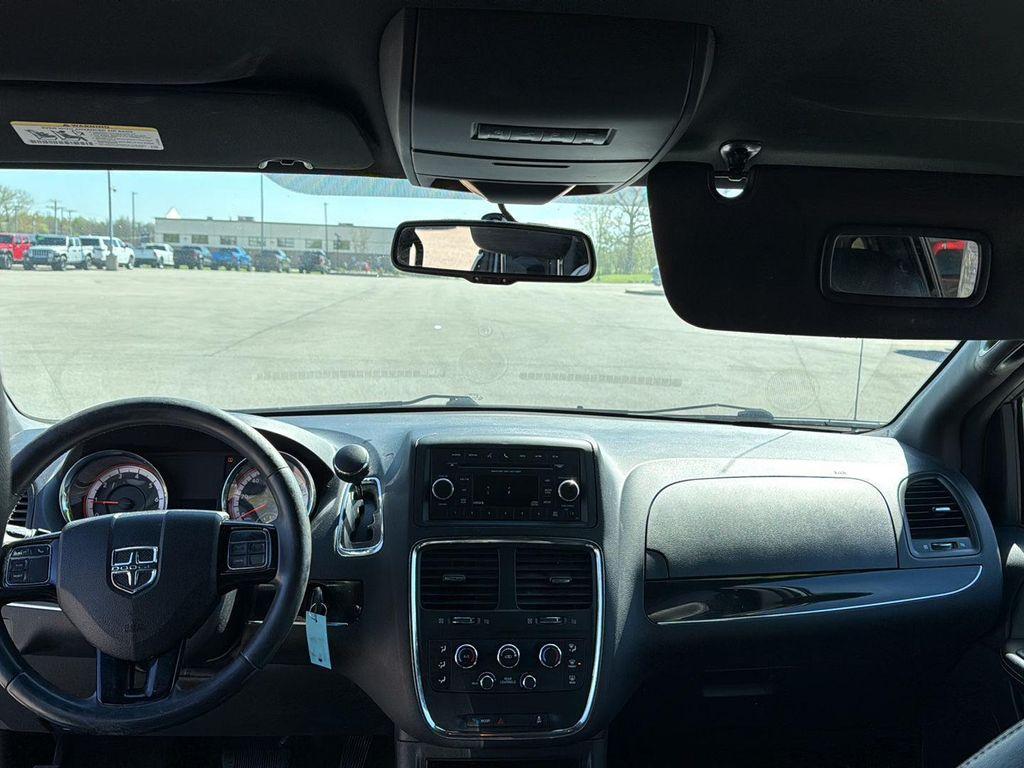 used 2015 Dodge Grand Caravan car, priced at $4,000