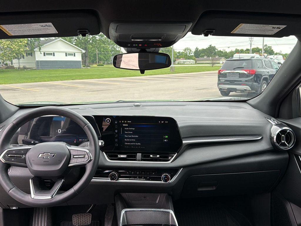 used 2026 Chevrolet Equinox car, priced at $29,850