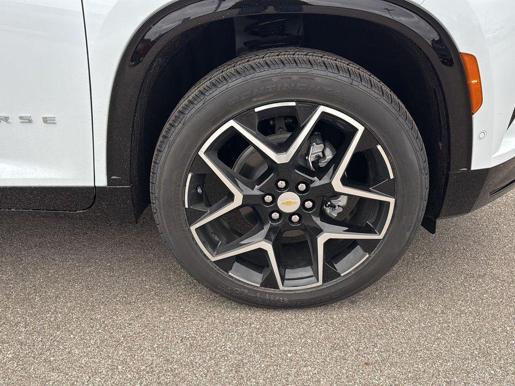 new 2026 Chevrolet Traverse car, priced at $60,750