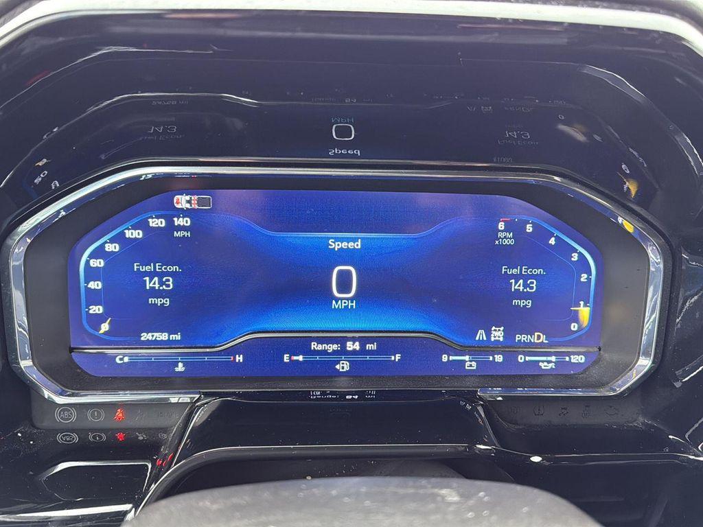 used 2025 Chevrolet Silverado 1500 car, priced at $41,995