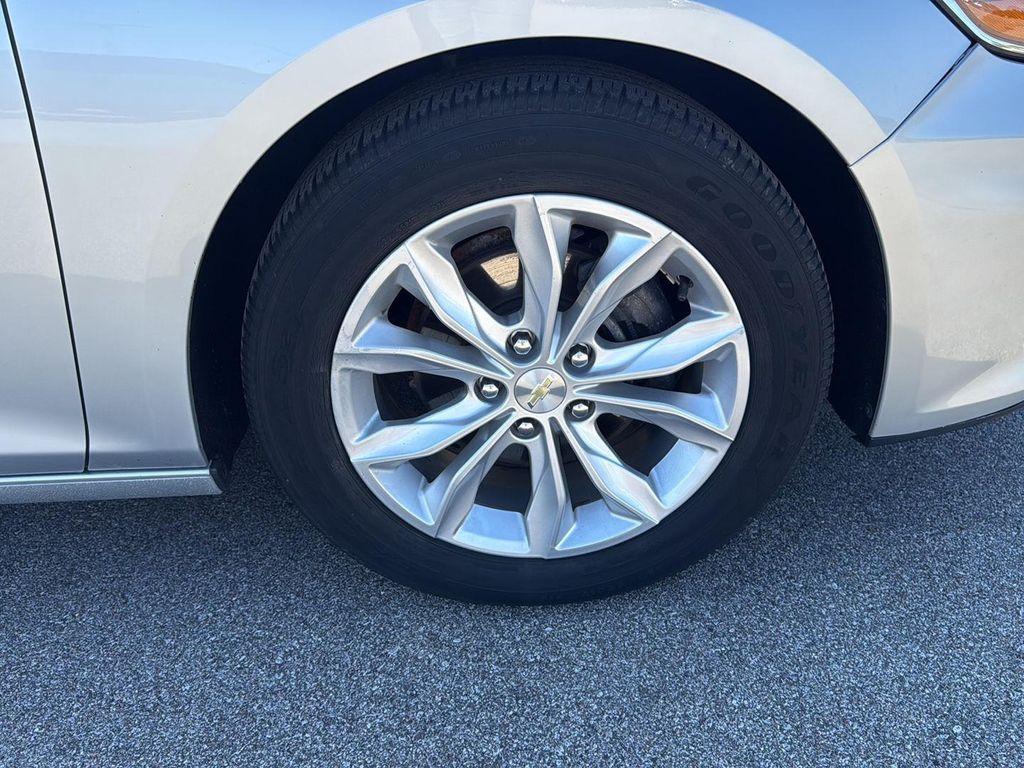 used 2019 Chevrolet Malibu car, priced at $13,780