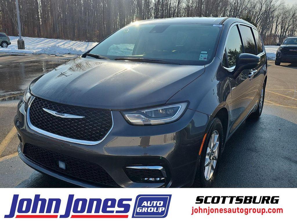 used 2023 Chrysler Pacifica car, priced at $23,995