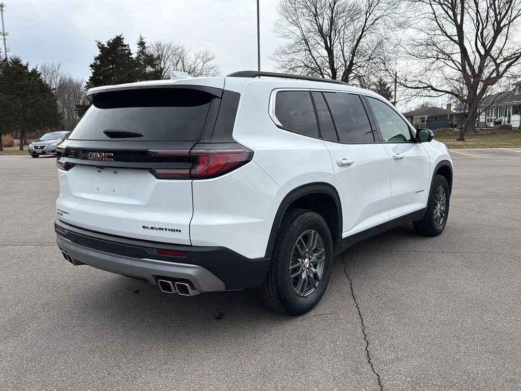 used 2025 GMC Acadia car, priced at $32,550