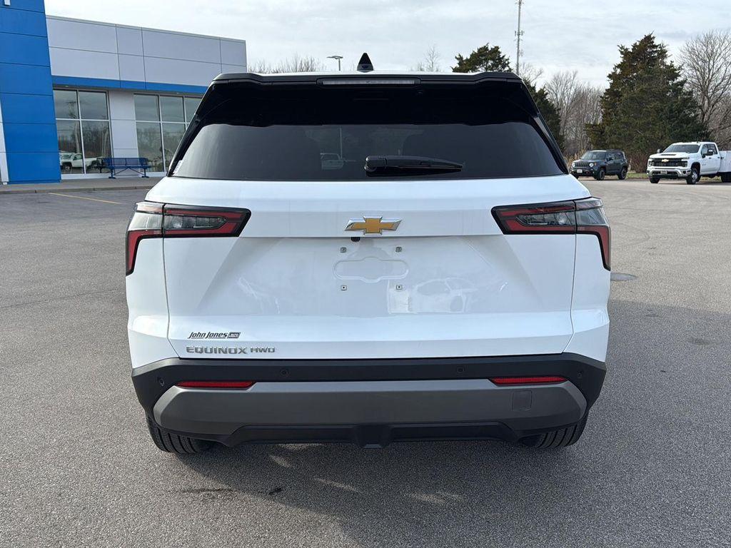 new 2026 Chevrolet Equinox car, priced at $33,955